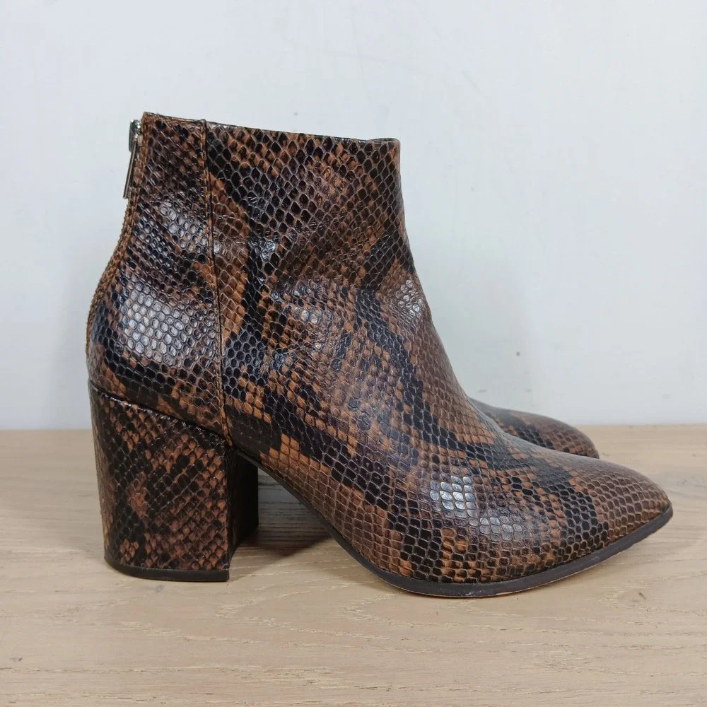 Steve Madden Jillian Ankle Boots Womens 7.5 Brown Snakeskin Block Heel